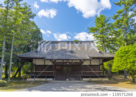 Yakushido Hall of Uzumasa Koryuji Temple (Uzumasa Hachiokacho, Ukyo Ward, Kyoto City) Yakushido Hall of Uzumasa Koryuji Temple (Uzumasa Hachiokacho, Ukyo Ward, Kyoto City) 119571268