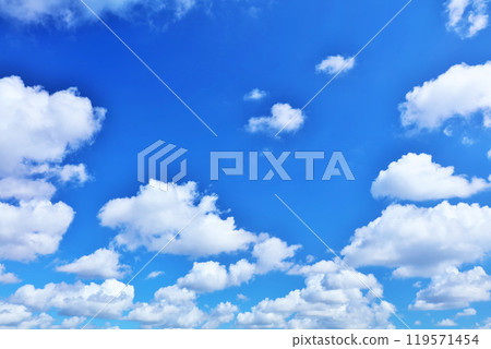 夏天藍天和雲彩 夏天藍天和雲彩 119571454