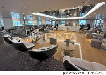 Stylish yacht-like small cruise ship Le Soléal 119572248