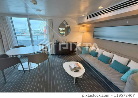 Stylish yacht-like small cruise ship Le Soléal Stylish yacht-like small cruise ship Le Soléal 119572407