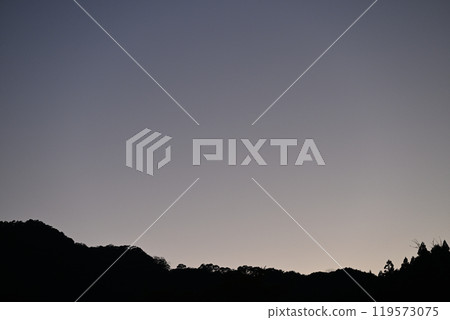 Dusk [Background material] 119573075