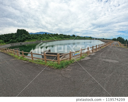 Lake Juunikanno (Kurobe City, Toyama Prefecture) Lake Juunikanno (Kurobe City, Toyama Prefecture) 119574209