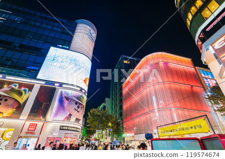 Seoul Myeongdong Main Street at Night 119574674