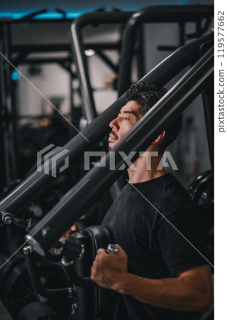 training, workout, gym 119577662