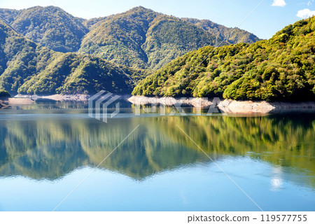 初秋的九頭龍湖 119577755