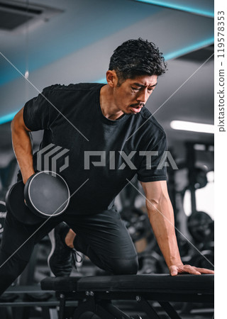 適合40多歲男性的體能訓練 適合40多歲男性的體能訓練 119578353