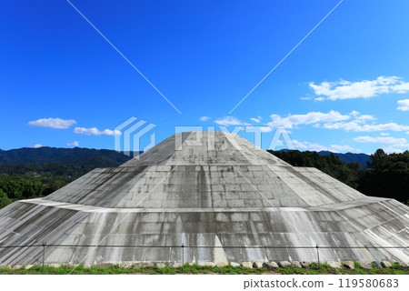 Kengyokozuka Tomb (Nationally designated historic site) 119580683