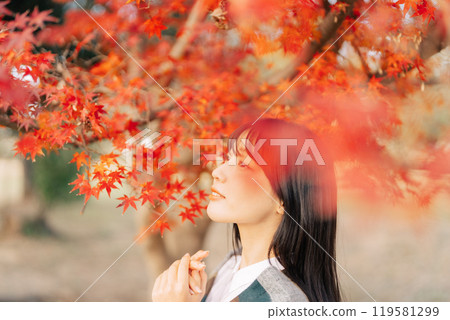 Autumn leaves and women 119581299