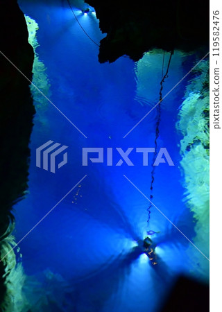 The mystical scenery of Ryusendo Cave, a limestone cave in Iwate Prefecture The mystical scenery of Ryusendo Cave, a limestone cave in Iwate Prefecture 119582476