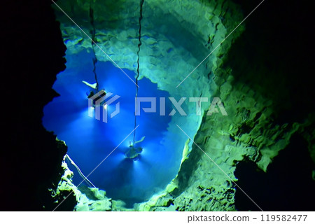 The mystical scenery of Ryusendo Cave, a limestone cave in Iwate Prefecture 119582477