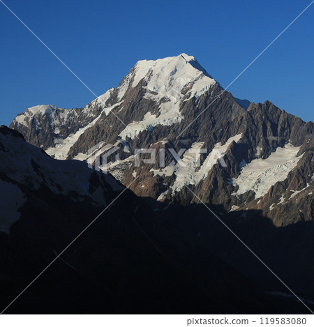 Mount Cook just before sunset, New Zealand. 119583080