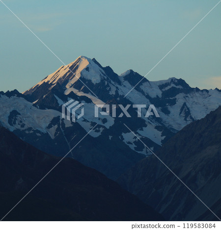 Mount La Perouse at sunset, New Zealand. 119583084