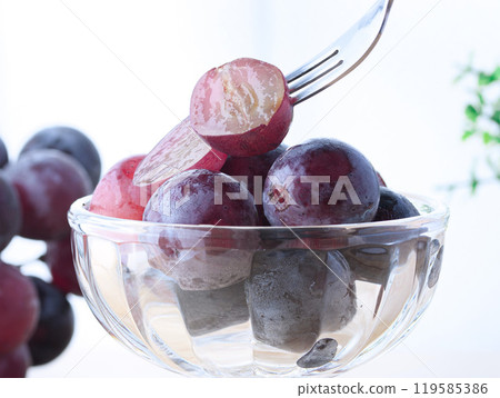 窗邊的先鋒（剪圖） 119585386