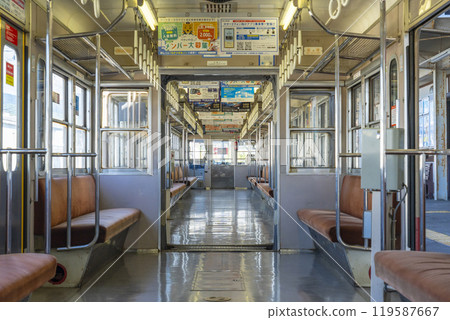 近江鐵道：無人的車廂內 119587667