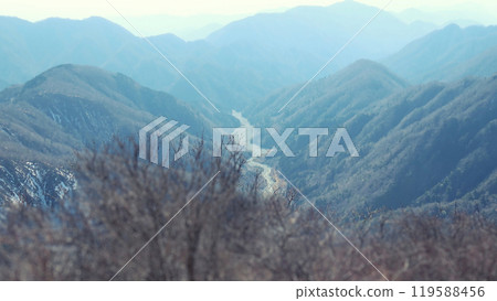 The magnificent view from the peak of Tanzawa Mountain in Japan The magnificent view from the peak of Tanzawa Mountain in Japan 119588456