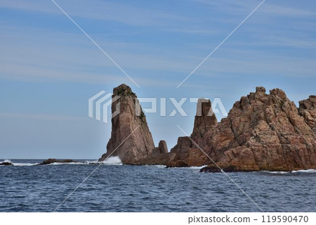 The Maritime Alps: Kita-Nagato Coast National Park, Aogashima Island, a nationally designated place of scenic beauty and natural monument 119590470