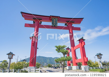 新潟彌彥大鳥居 新潟彌彥大鳥居 119590821