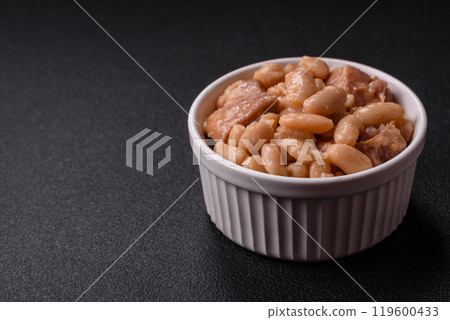 Cassoulet with white beans, meat and sausages, vegetables, salt and spices Cassoulet with white beans, meat and sausages, vegetables, salt and spices 119600433