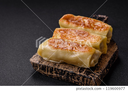 Sweet or savory crepe with different fillings for a hearty breakfast 119600977