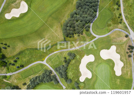 a golf course  119601957