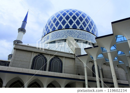 Blue Mosque in Malaysia 119602234