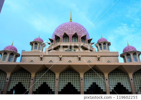 Pink Mosque in Kuala Lumpur, Malaysia Pink Mosque in Kuala Lumpur, Malaysia 119602255