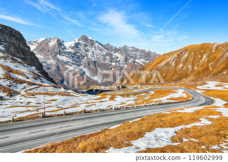 Amazing view of Grossglockner High Alpine Road at autumn. 119602999