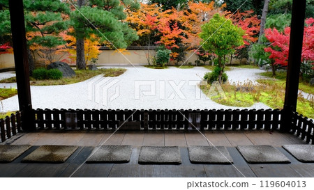 秋天的源氏園 秋天的源氏園 119604013