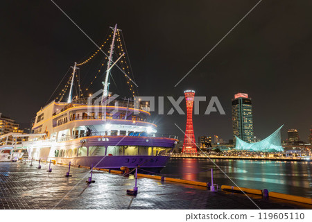 遊輪和神戶夜景 遊輪和神戶夜景 119605110