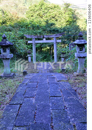 小持神社鳥居 水町上卷 縣指定重要文化財產 119606406