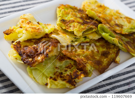 Image of cabbage leaves in batter 119607669