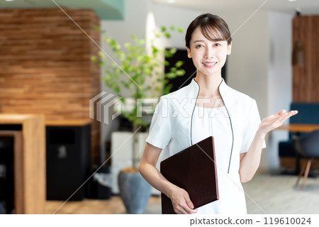 輔導員的女人 119610024