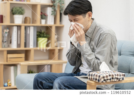 Men suffering from hay fever, hay fever, cold Men suffering from hay fever, hay fever, cold 119610552