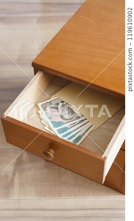 Hesokuri/胸部存款（新鈔）圖片 119610902