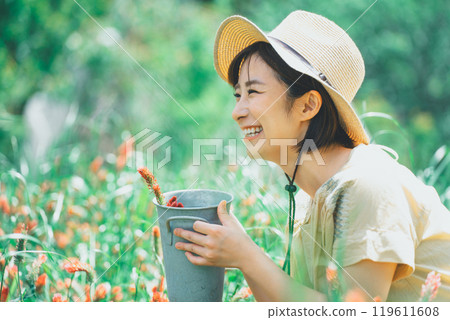 草莓蠟燭採花 119611608