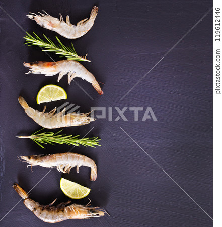 fresh tiger Prawns, shrimp seafood with lemon and spices. fresh tiger Prawns, shrimp seafood with lemon and spices. 119612446