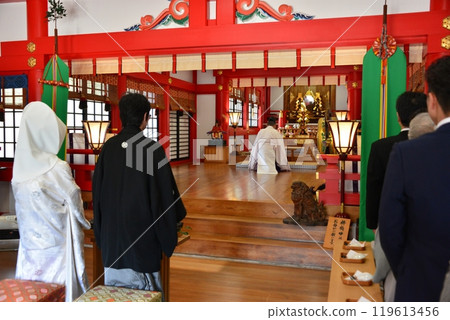 Shinto wedding ceremony Shinto wedding ceremony 119613456
