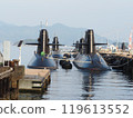 廣府吳市「陣烏小島」出動的海上自衛隊潛艦與護衛艦 119613552