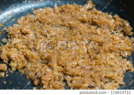 Fried onion with rye Fried onion with rye 119614722