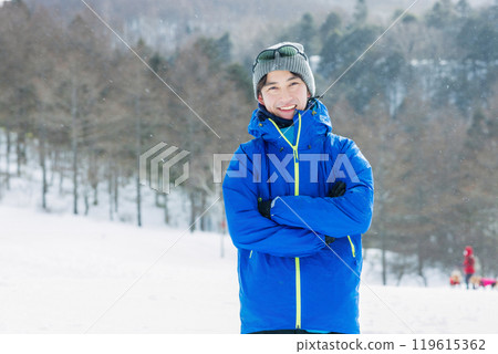 一個人看著雪山 119615362