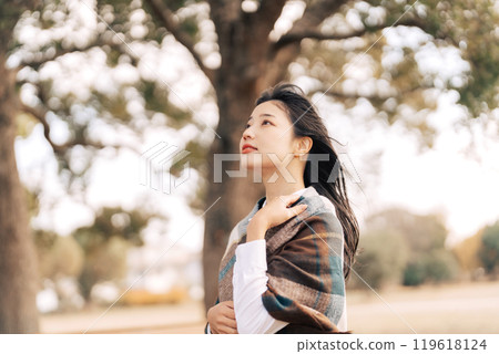 一個女人拖延 119618124