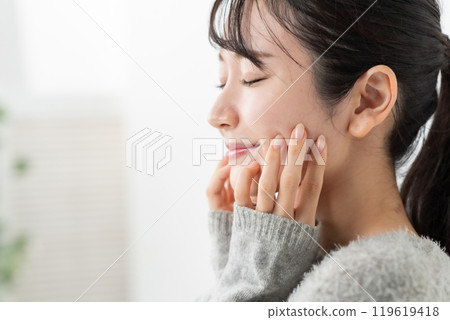 馬尾辮女人針織 119619418