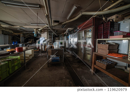 The kitchen of an abandoned inn The kitchen of an abandoned inn 119620979