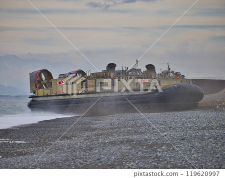 海上自衛隊氣墊艇LCAC-2104“4號” 海上自衛隊氣墊艇LCAC-2104“4號” 119620997