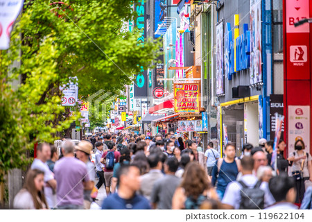 Tokyo cityscape in Japan in October. Inbound tourism continues... Akihabara bustling with foreign tourists = 24th Tokyo cityscape in Japan in October. Inbound tourism continues... Akihabara bustling with foreign tourists = 24th 119622104