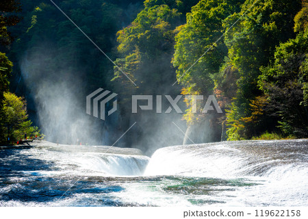 Oriental Niagara Waterfall of Fukiwari that splashes Oriental Niagara Waterfall of Fukiwari that splashes 119622158