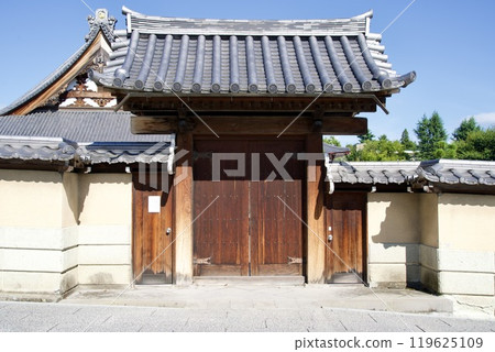 Kankeiji Temple Gate Kankeiji Temple Gate 119625109