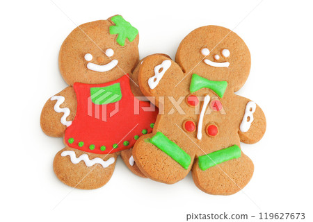christmas gingerbread cookie isolated on white background christmas gingerbread cookie isolated on white background 119627673