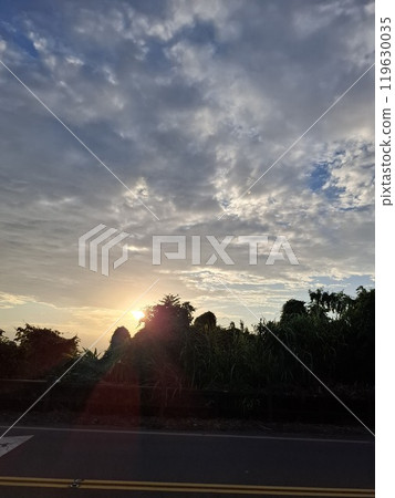 夕陽西下 夕陽西下 119630035