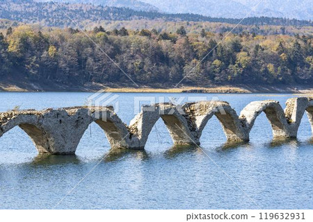 北海道上士幌町,秋日晴朗的舊國鐵志幌線 Taushubetsu 河大橋 北海道上士幌町,秋日晴朗的舊國鐵志幌線 Taushubetsu 河大橋 119632931